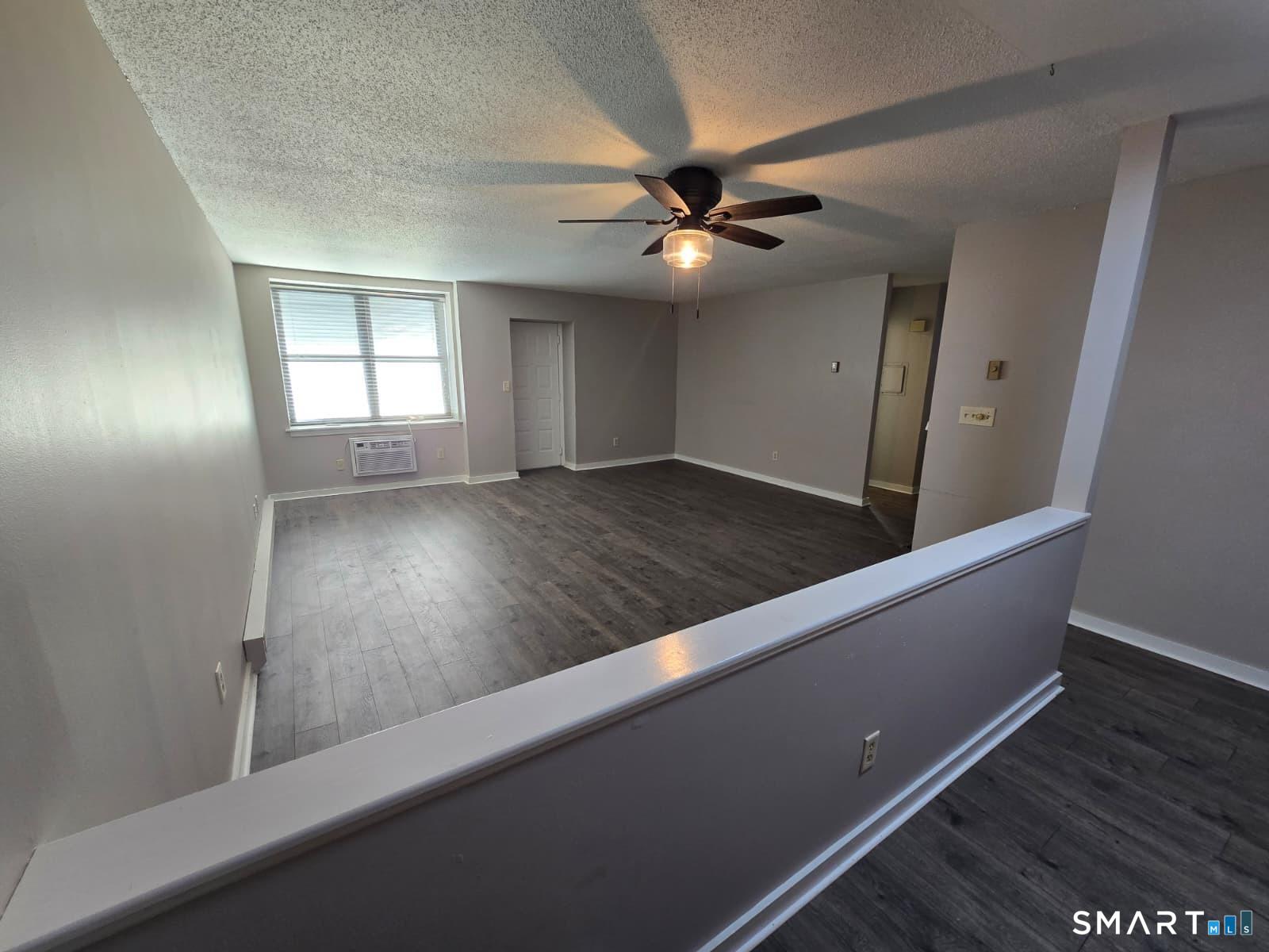 201 College Street 26