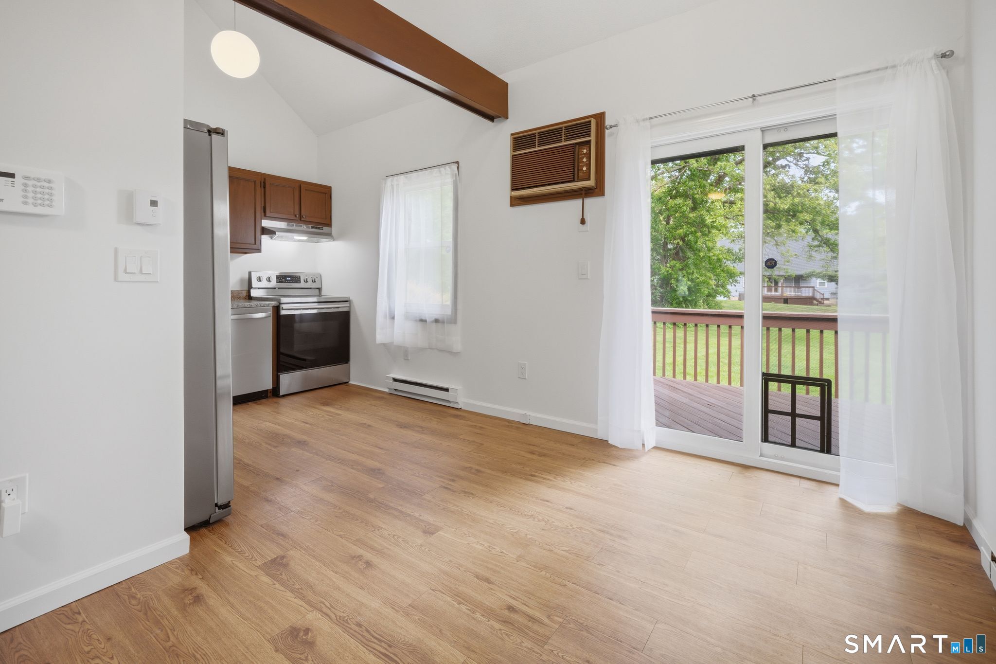 1 Abbott Road 112