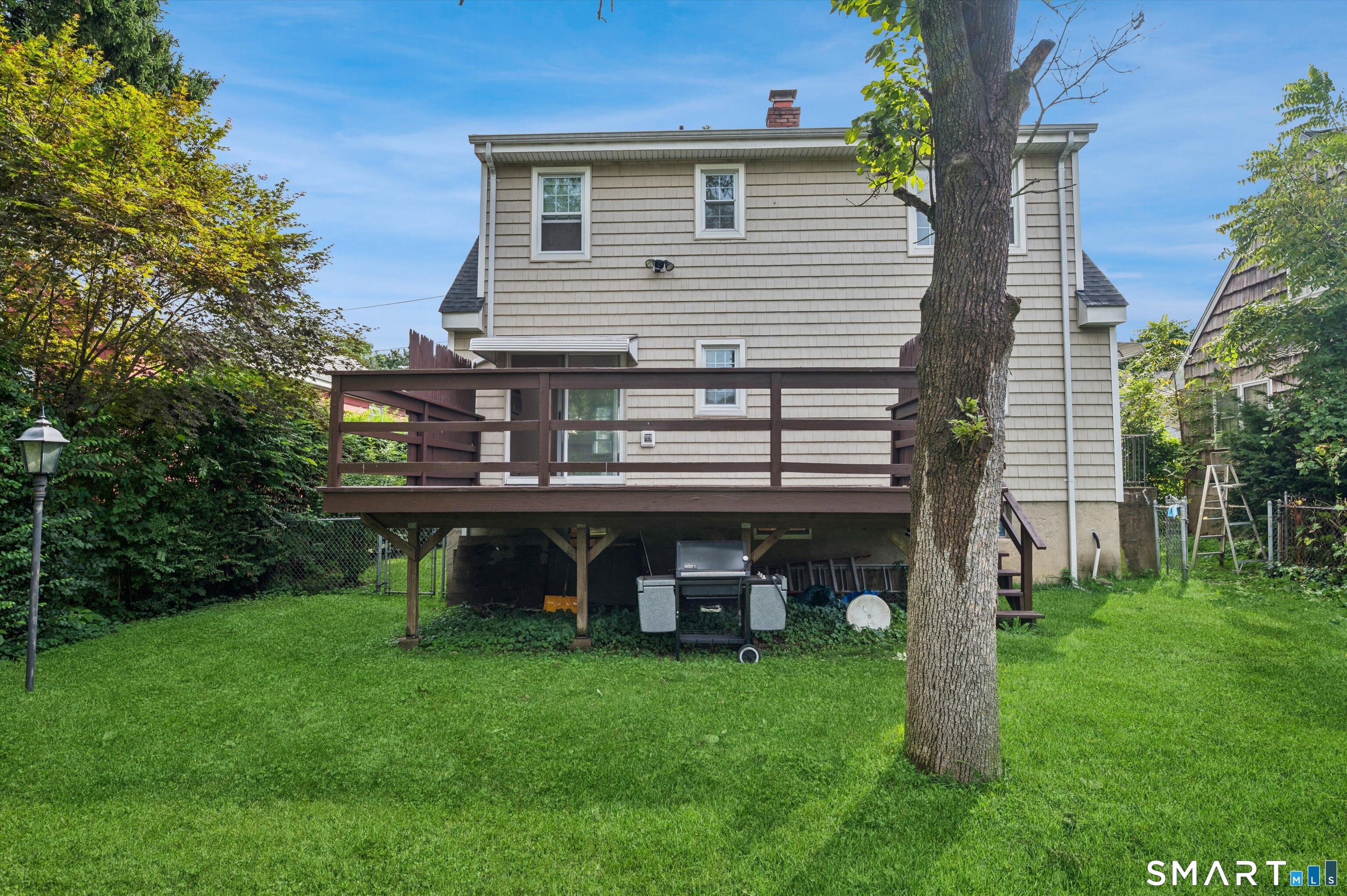 32 Hollow Wood Lane