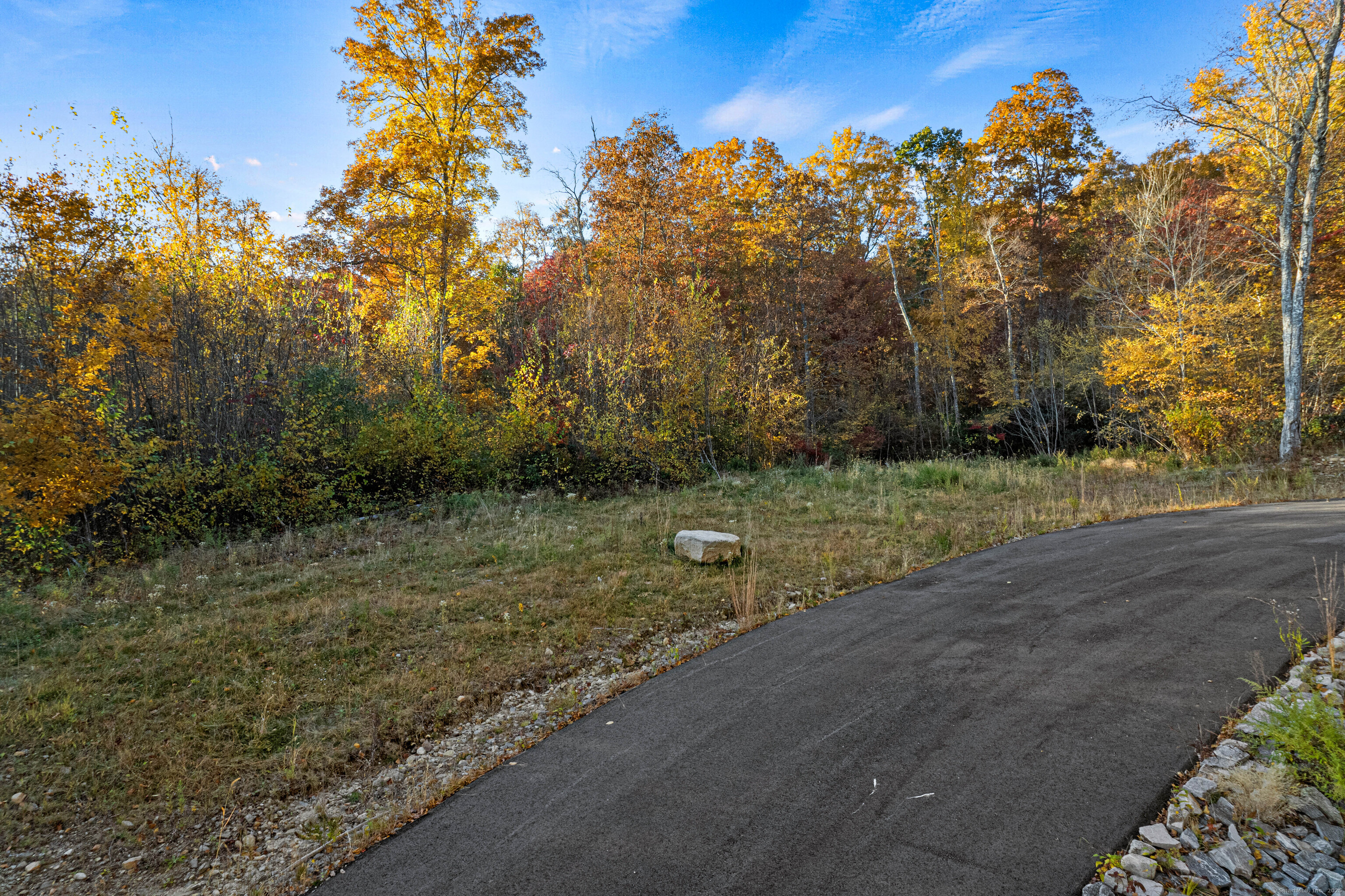 29 Rocco Drive, East Lyme, Connecticut image 12