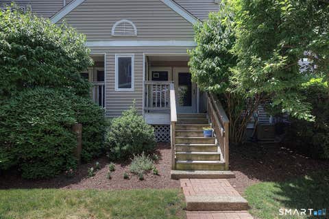 Condo For Sale - 9 Glenrock #9<br/> Norwalk, CT 06850