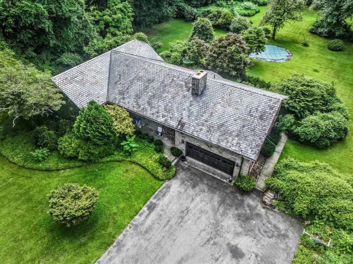 Greenwich, Connecticut 06831, United States, 3 Bedrooms Bedrooms, ,3 BathroomsBathrooms,Residential,Active,223602