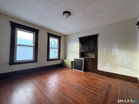 Tiny photo for 231 School Street, Manchester, CT 06040 (MLS # 24144167)