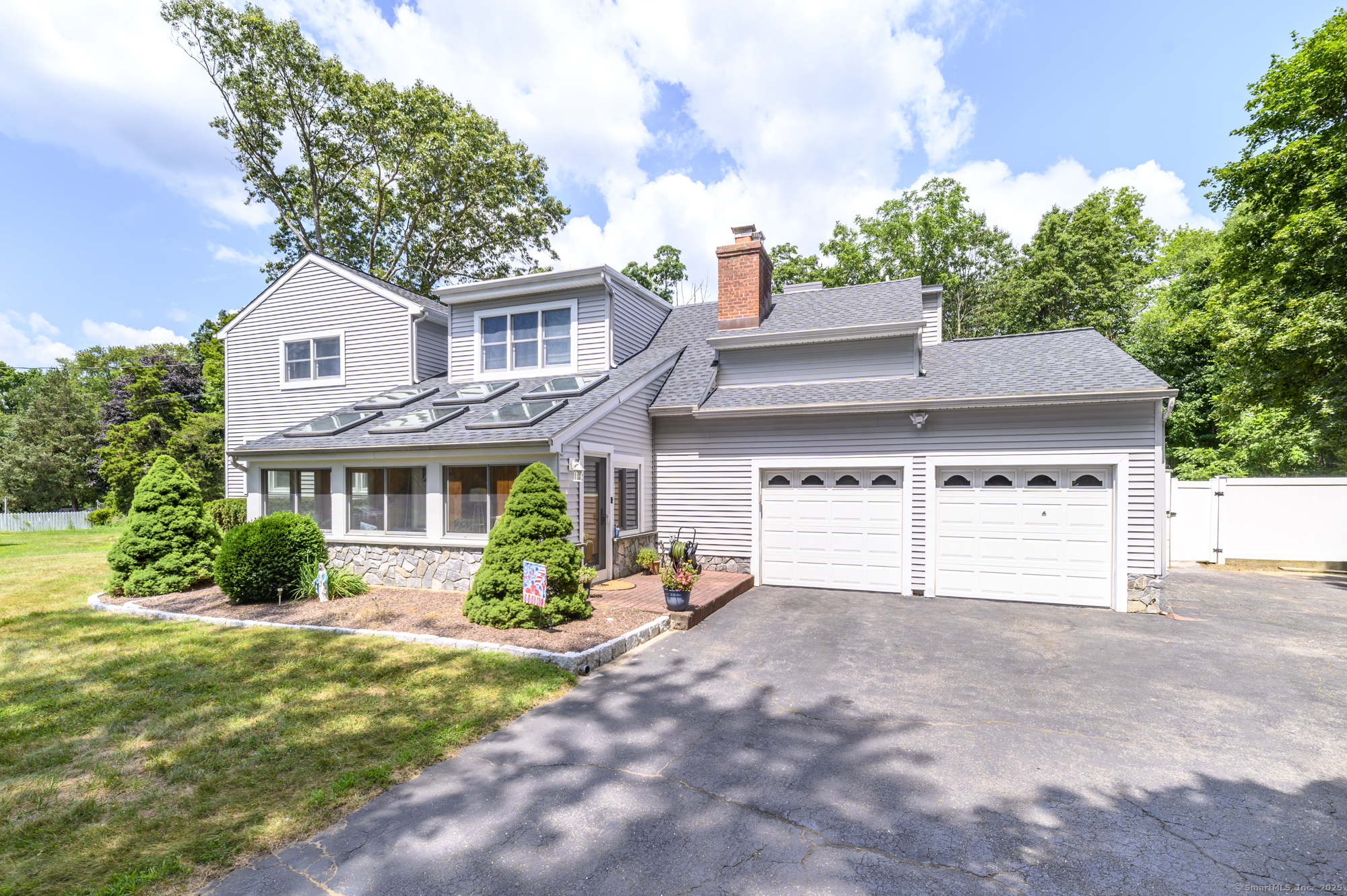 2 Thistle Road