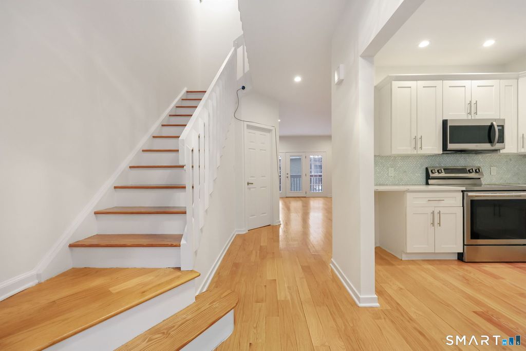 Photo of 132 Hope Street #C, Stamford, CT 06906 (MLS # 24152518)