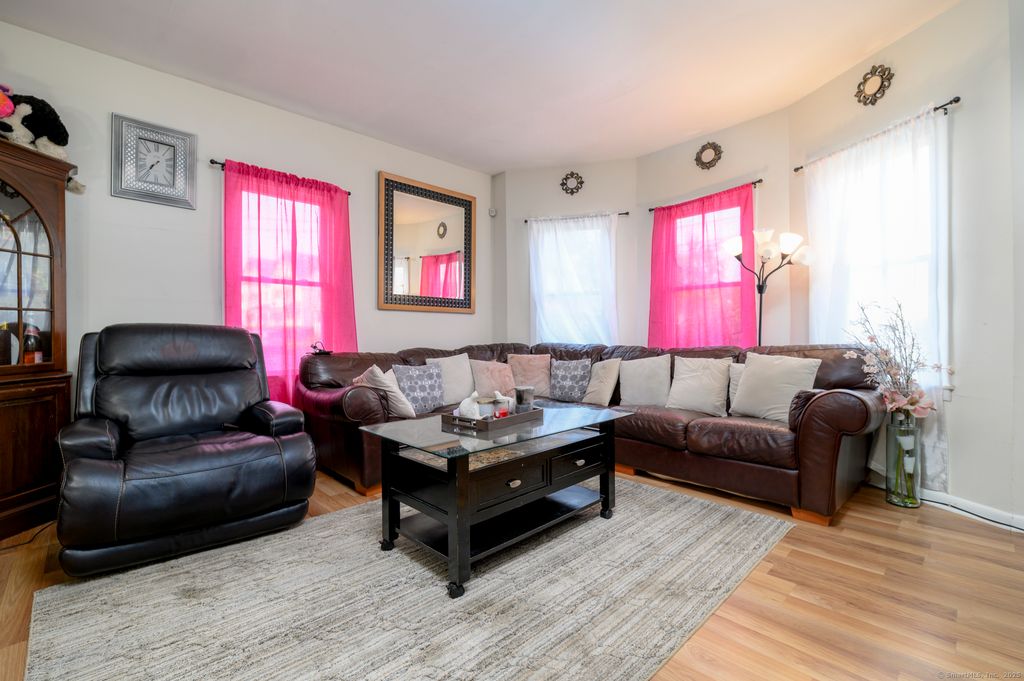 Photo of 107 Lockwood Avenue #APT 1B, Stamford, CT 06902 (MLS # 24115746)