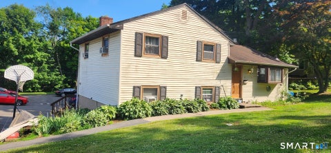 Photo of 18 Allen Court #7/G, Meriden, CT 06450 (MLS # 24185500)