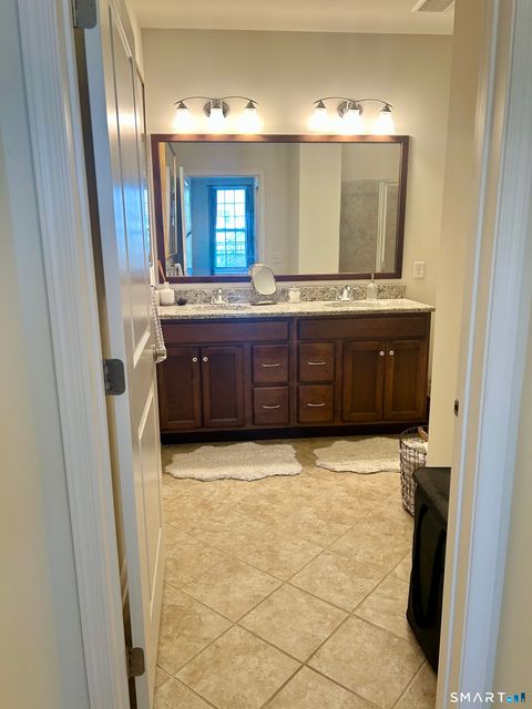 Tiny photo for 414 Center Meadow Lane #414, Danbury, CT 06810 (MLS # 24153943)