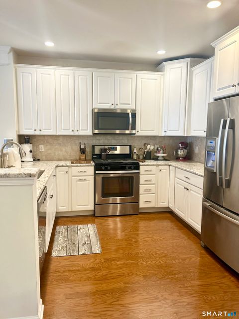 Tiny photo for 414 Center Meadow Lane #414, Danbury, CT 06810 (MLS # 24153943)