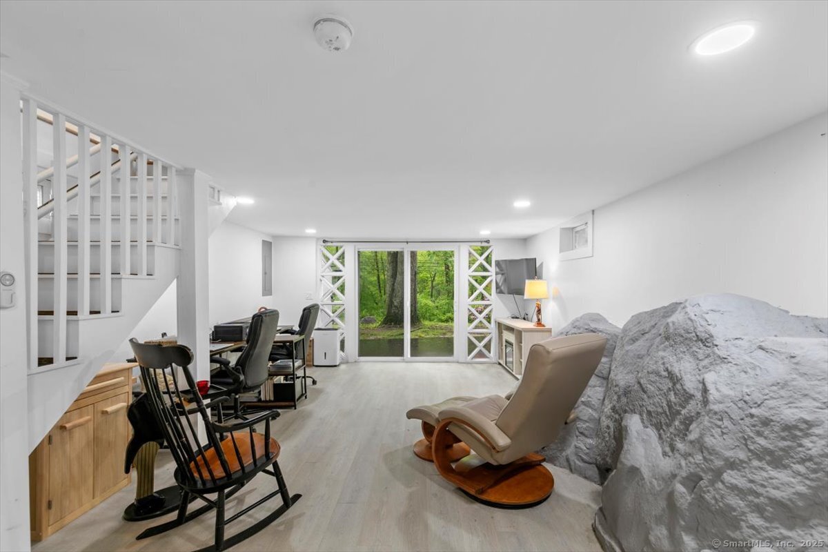 73 North Road, Waterford, Connecticut image 30