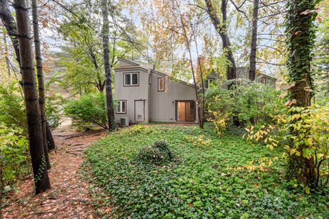 Tiny photo for 3 Talcott Glen #D, Farmington, CT 06032 (MLS # 24133861)
