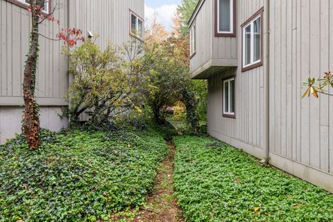 Tiny photo for 3 Talcott Glen #D, Farmington, CT 06032 (MLS # 24133861)