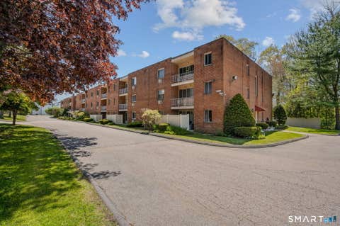 Condo For Sale - 65 Westridge Road #D8<br/> New London, CT 06320