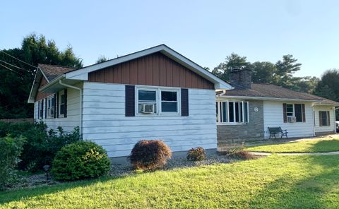 A home in Killingly