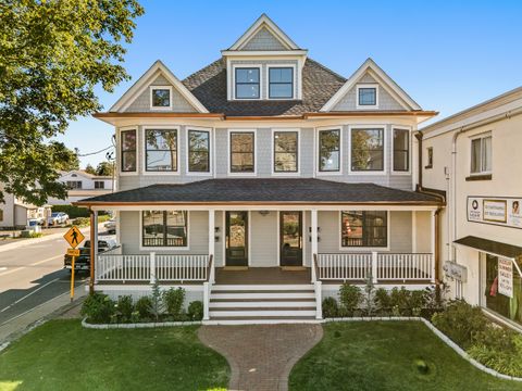 Photo of 31 East Avenue #37-2, New Canaan, CT 06840 (MLS # 24136337)