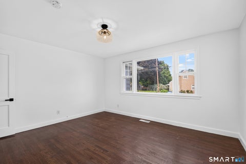 Tiny photo for 11 Stratfield Place, Bridgeport, CT 06606 (MLS # 24198720)