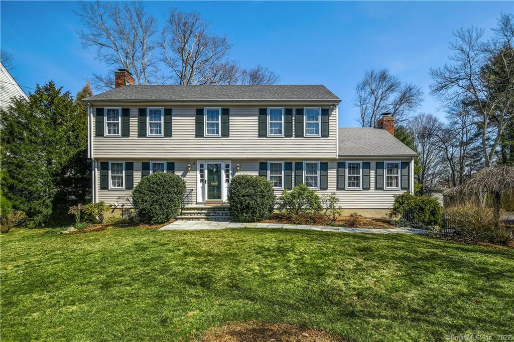 Photo 1 of 284 South Avenue, New Canaan, Connecticut, $1,525,000, Web #: 170471619