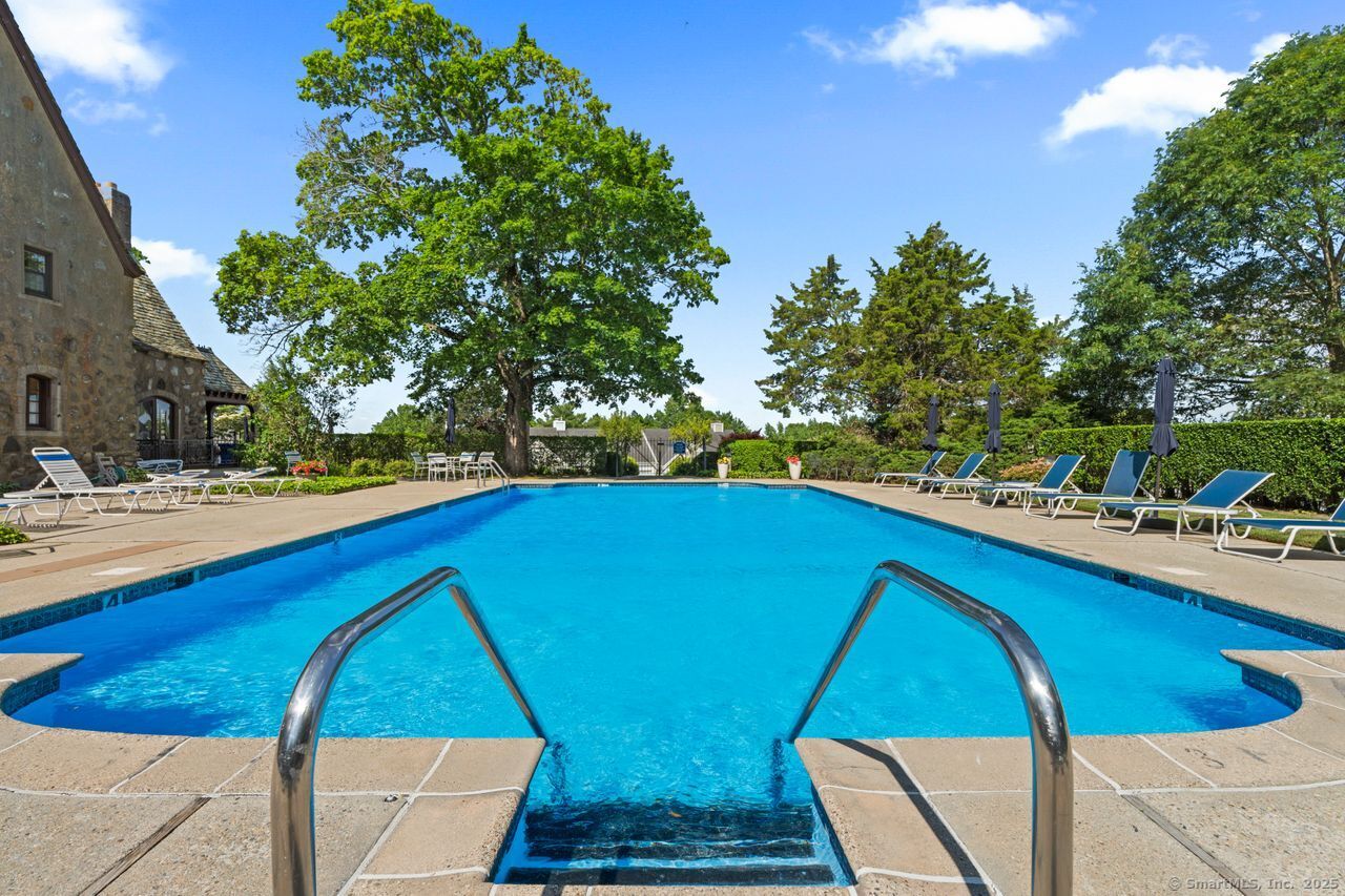 73 Legend Hill Road 73