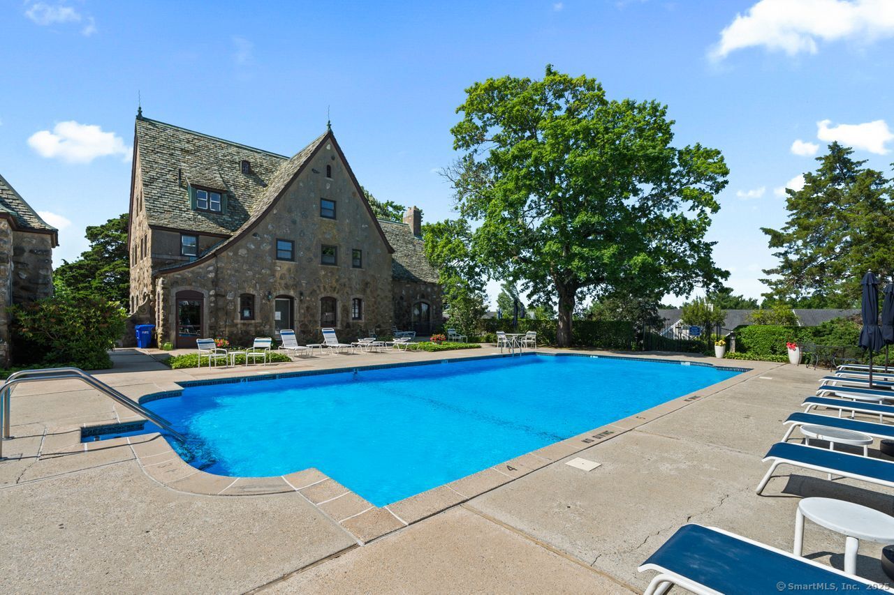 73 Legend Hill Road 73