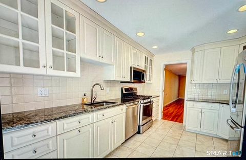 Tiny photo for 136 Tunxis Village #136, Farmington, CT 06032 (MLS # 24179973)