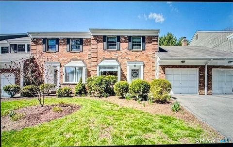 Photo of 136 Tunxis Village #136, Farmington, CT 06032 (MLS # 24179973)