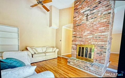 Tiny photo for 136 Tunxis Village #136, Farmington, CT 06032 (MLS # 24179973)
