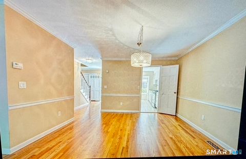 Tiny photo for 136 Tunxis Village #136, Farmington, CT 06032 (MLS # 24179973)
