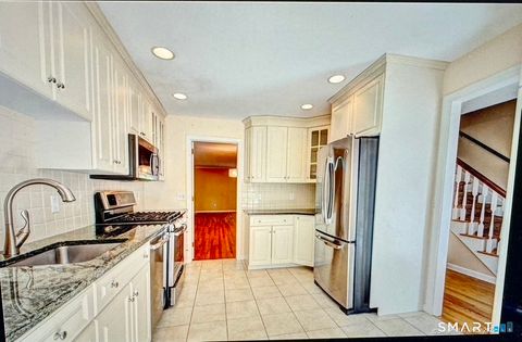 Tiny photo for 136 Tunxis Village #136, Farmington, CT 06032 (MLS # 24179973)