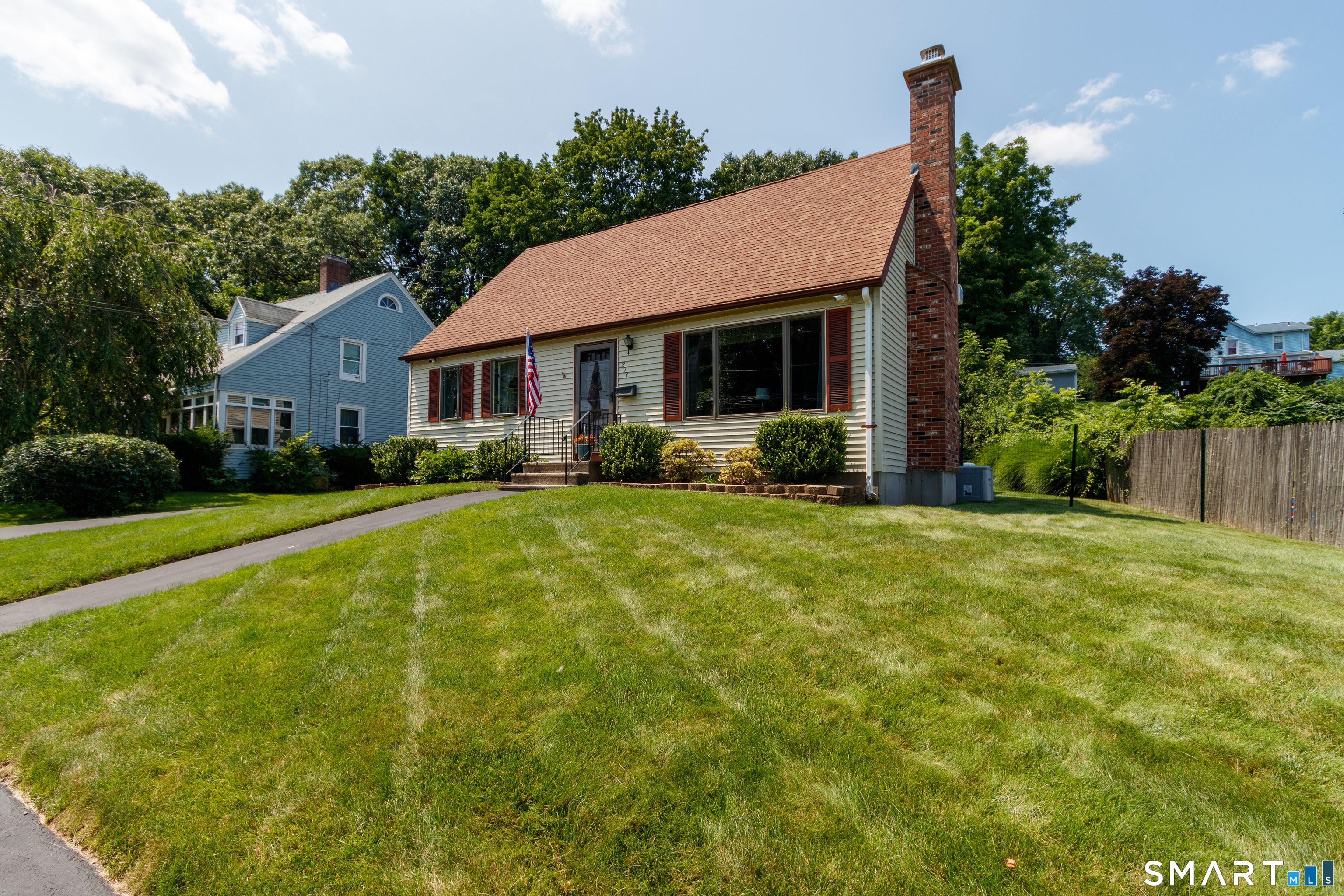 273 New Hanover Avenue
