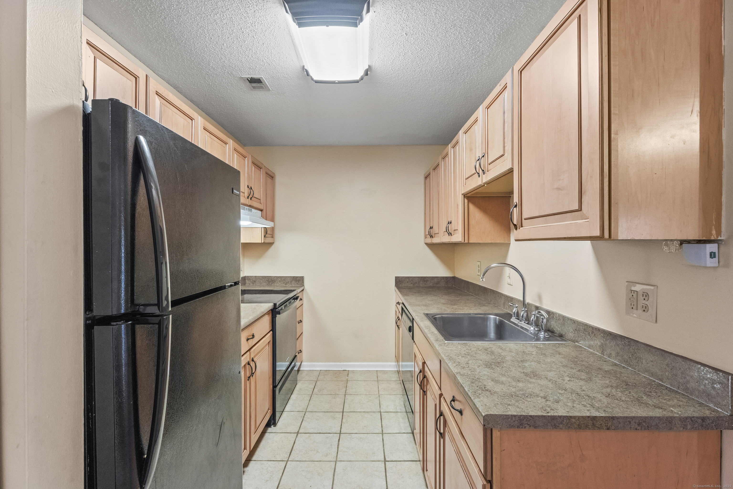 159 Sheraton Lane #159, Norwich, Connecticut image 4