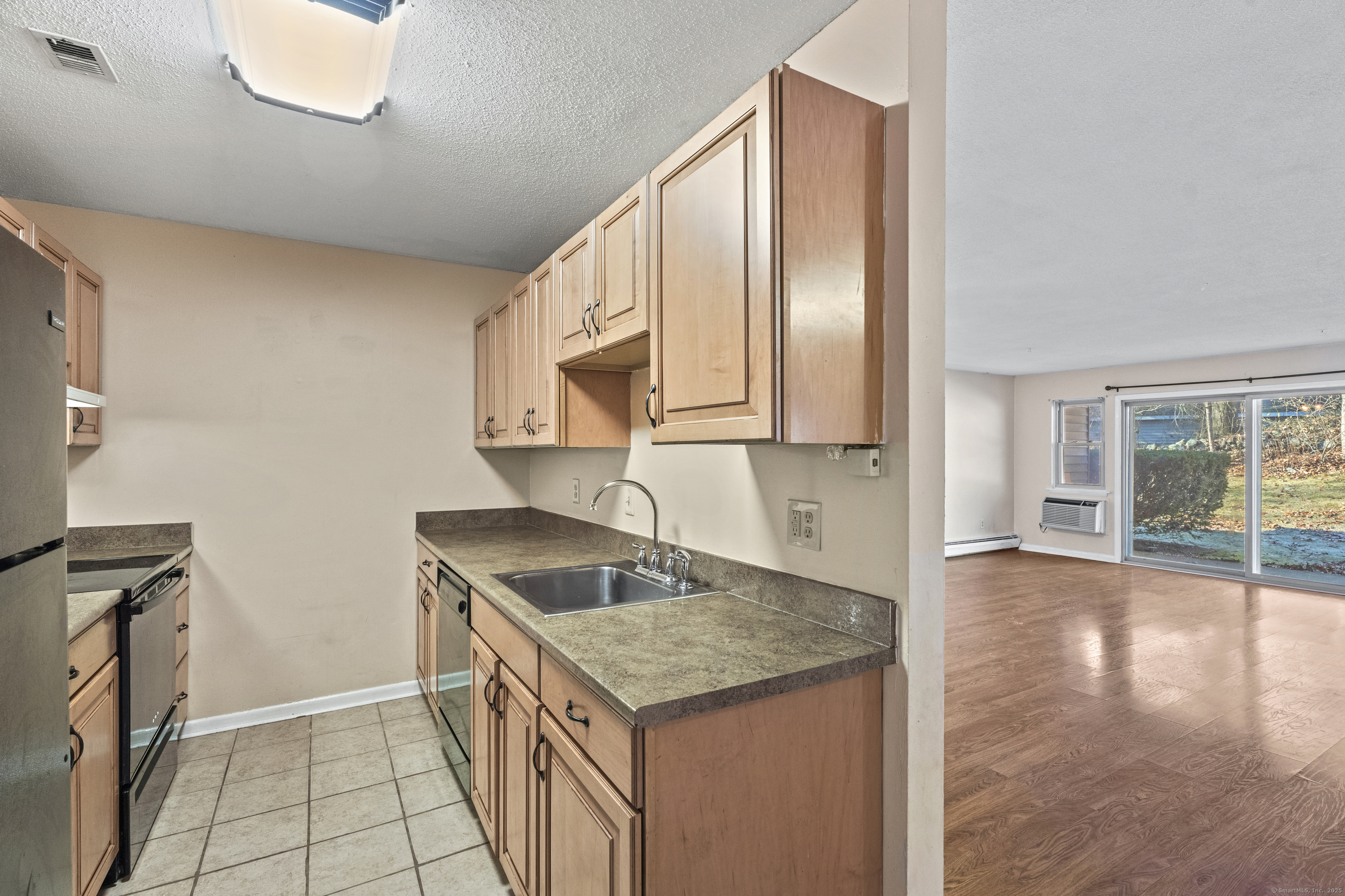 159 Sheraton Lane #159, Norwich, Connecticut image 5