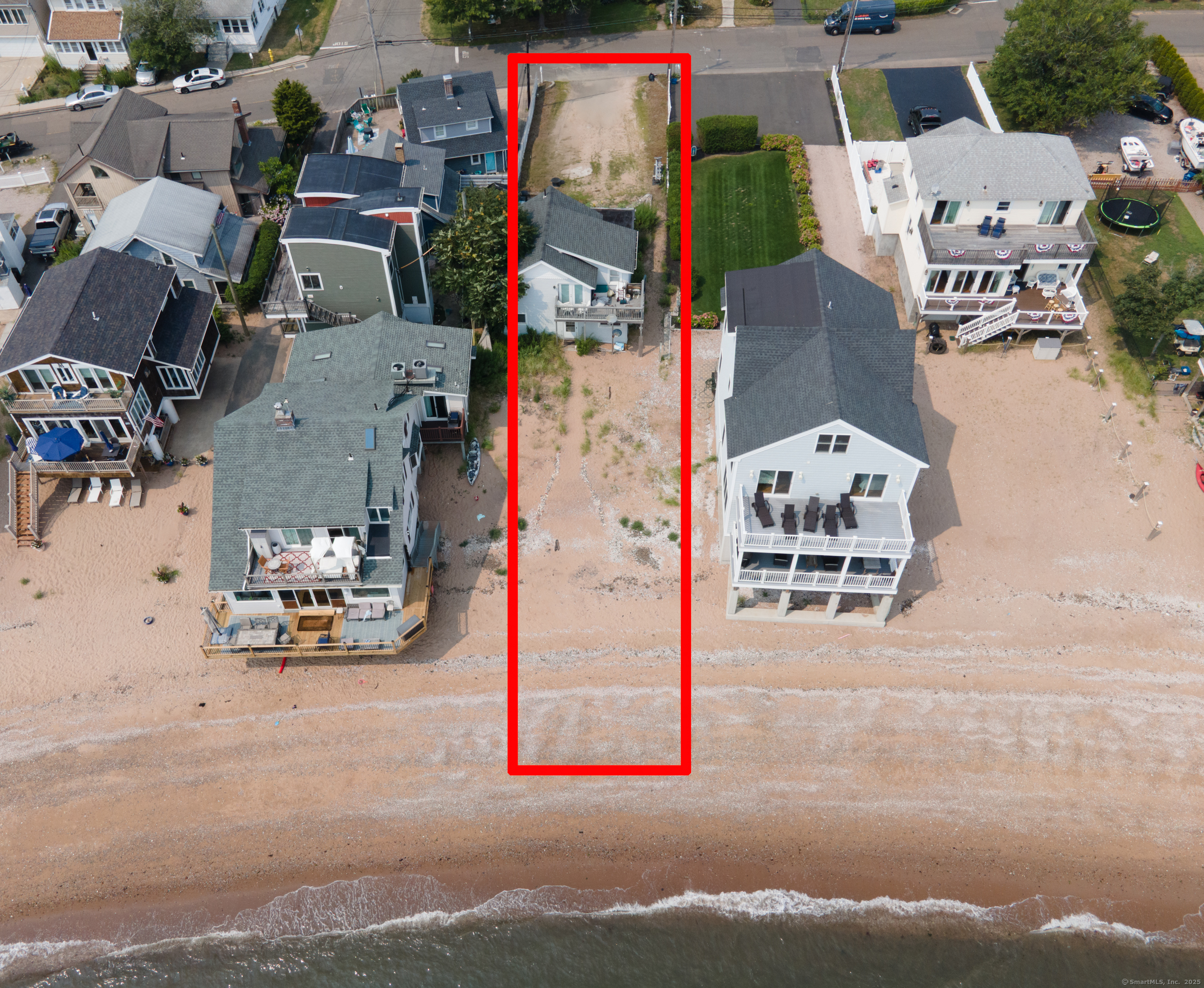 262 & 264 Cosey Beach Avenue