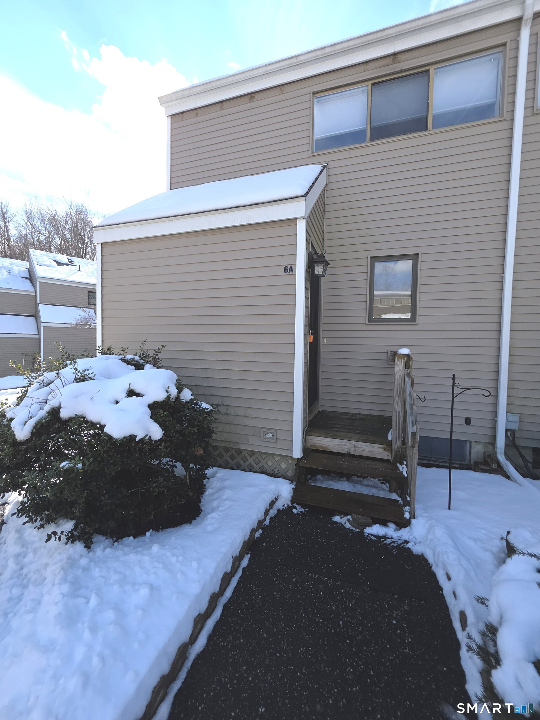 51 Brook Street APT 6A