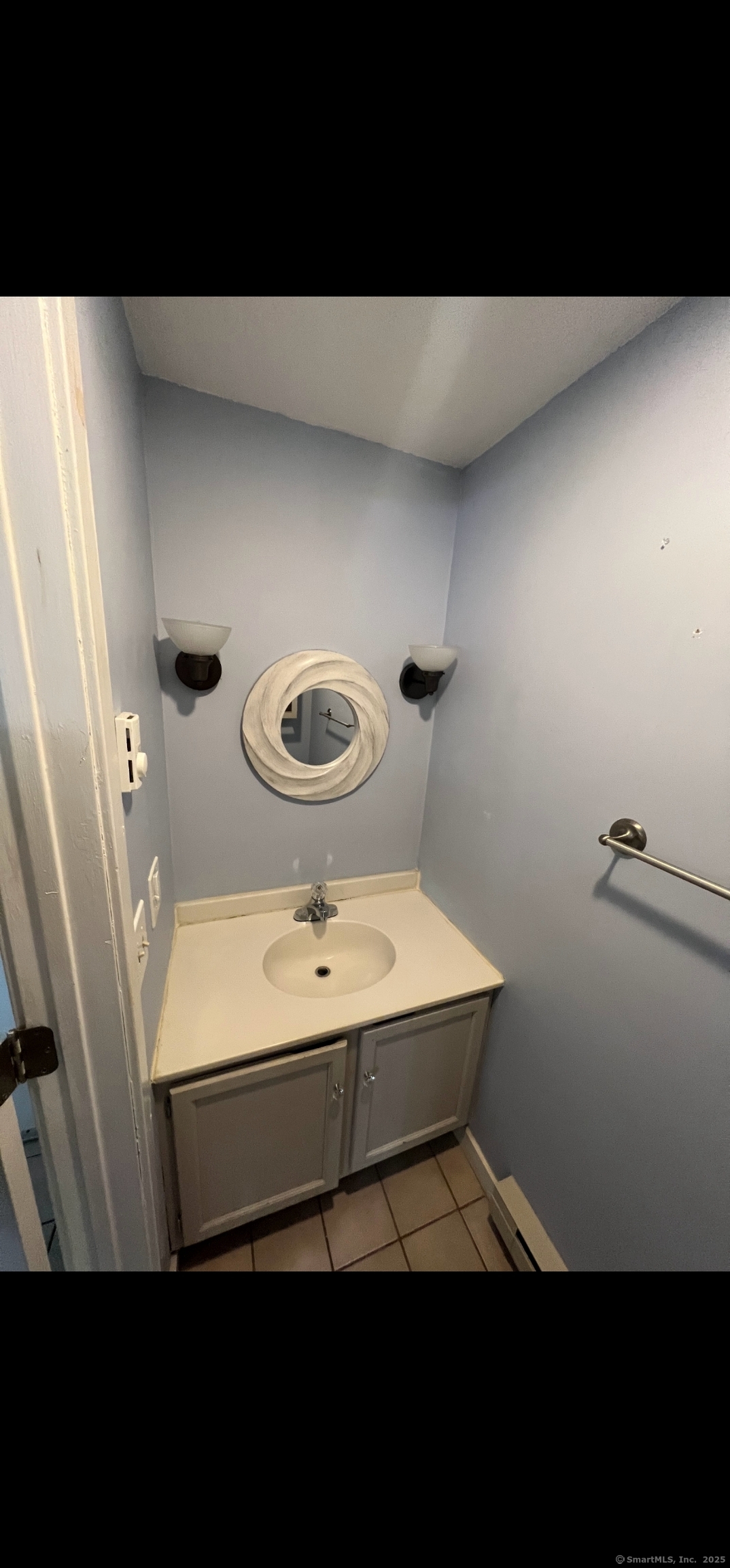 51 Brook Street APT 6A