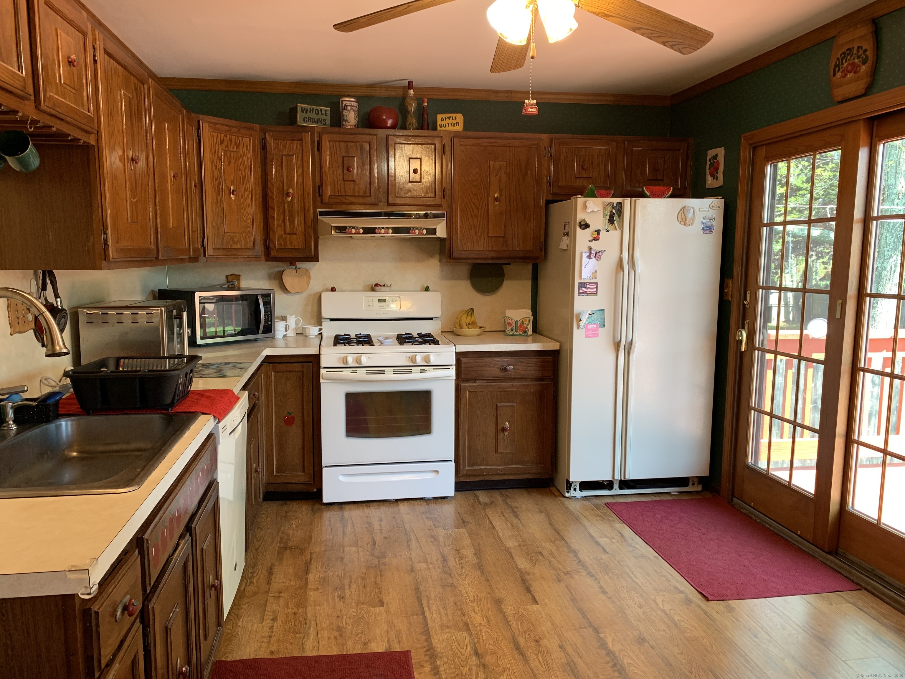 48 Tawny Thrush Road, Naugatuck, Connecticut image 9