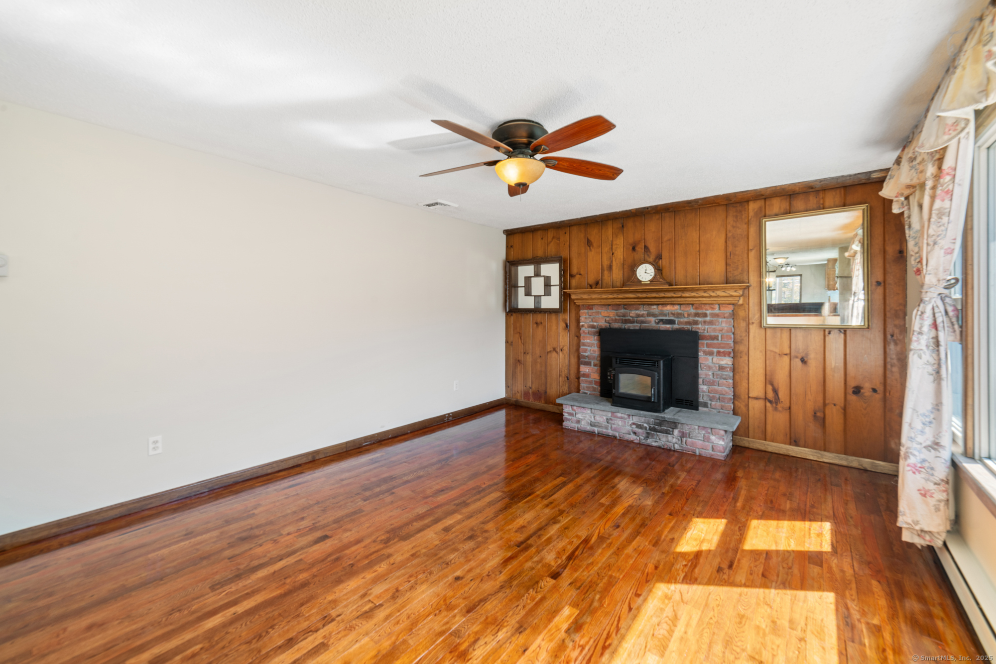 22 Stanley Drive, Seymour, Connecticut image 4