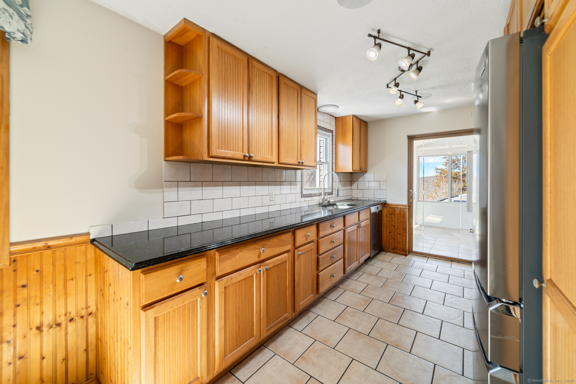 22 Stanley Drive, Seymour, Connecticut image 9