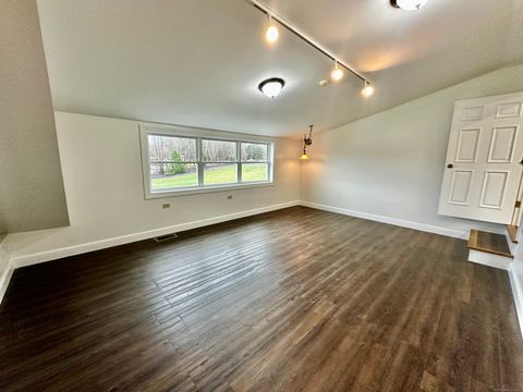 Tiny photo for 550 Main Street S #Unit 1, Bethlehem, CT 06751 (MLS # 24157939)