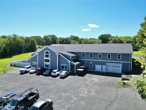 Photo of 550 Main Street S #Unit 1, Bethlehem, CT 06751 (MLS # 24157939)