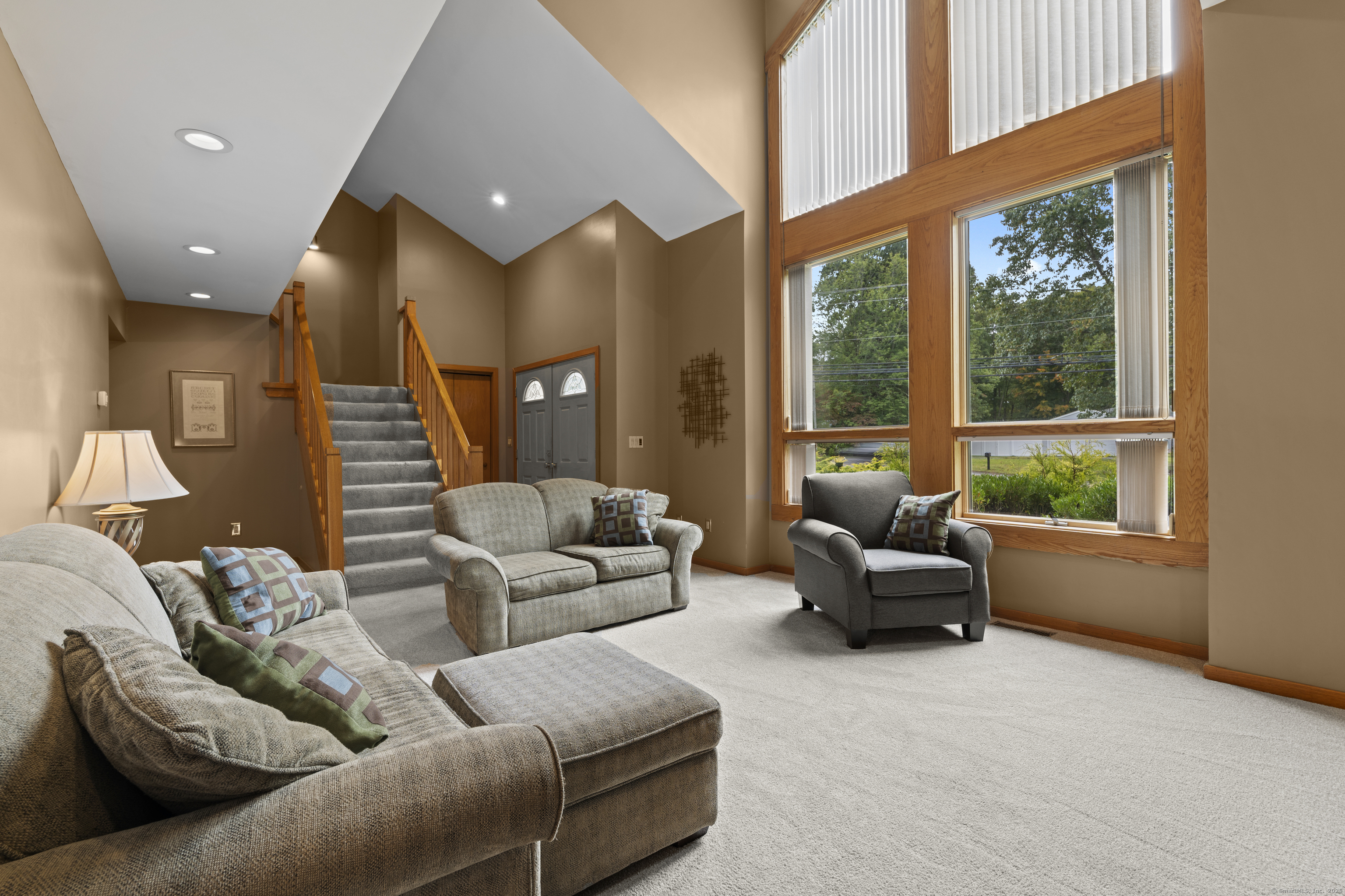 727 Old Colchester Road