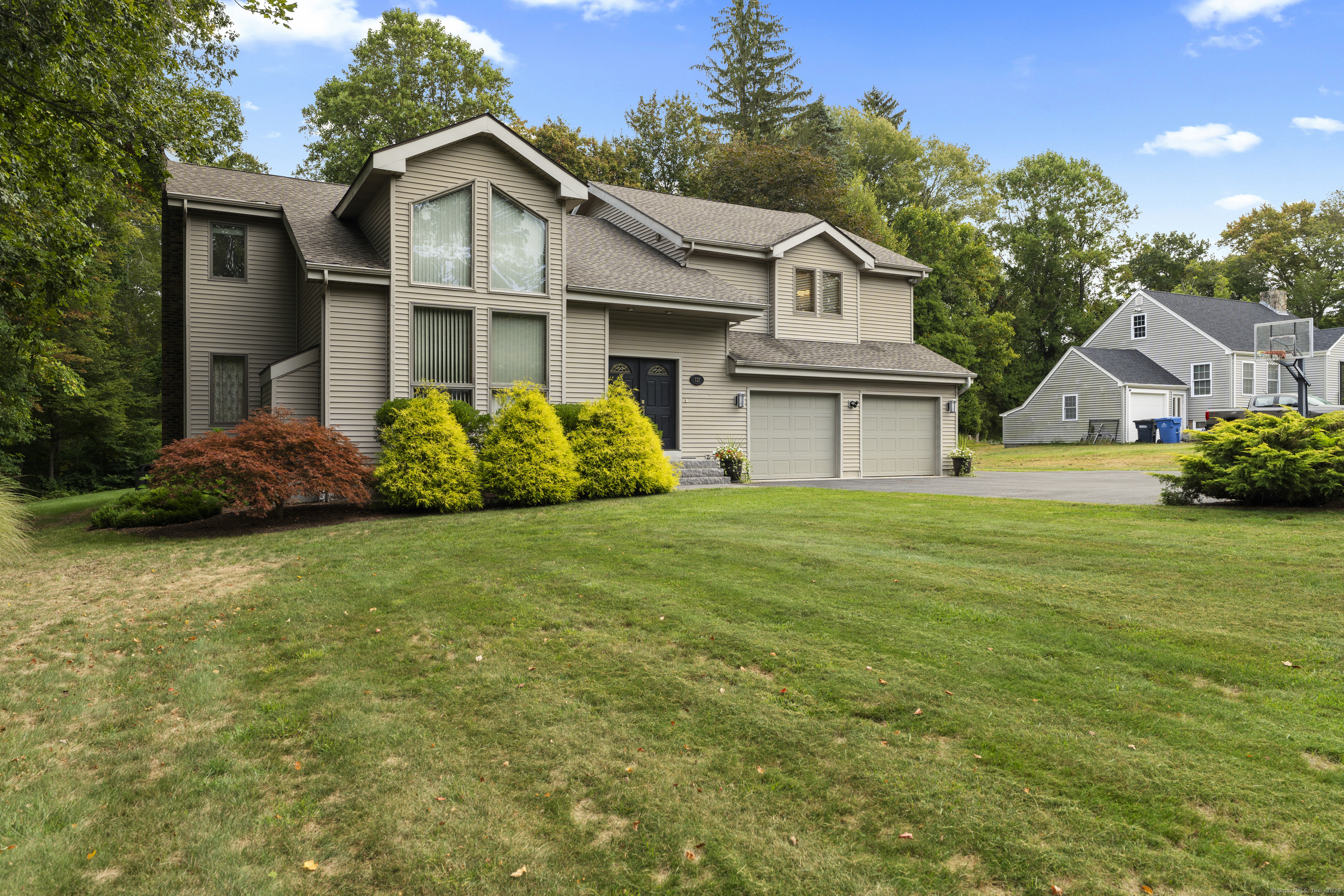 727 Old Colchester Road