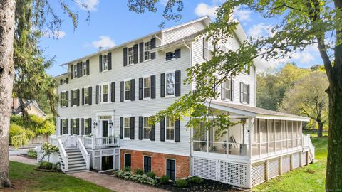 33 Cannon Road Wilton CT 06897