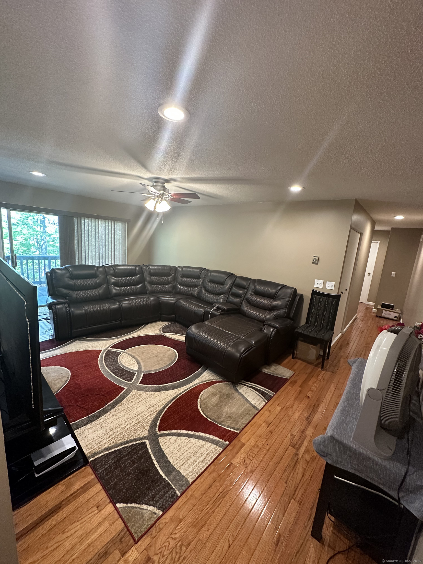 85 Balance Rock Road APT 14