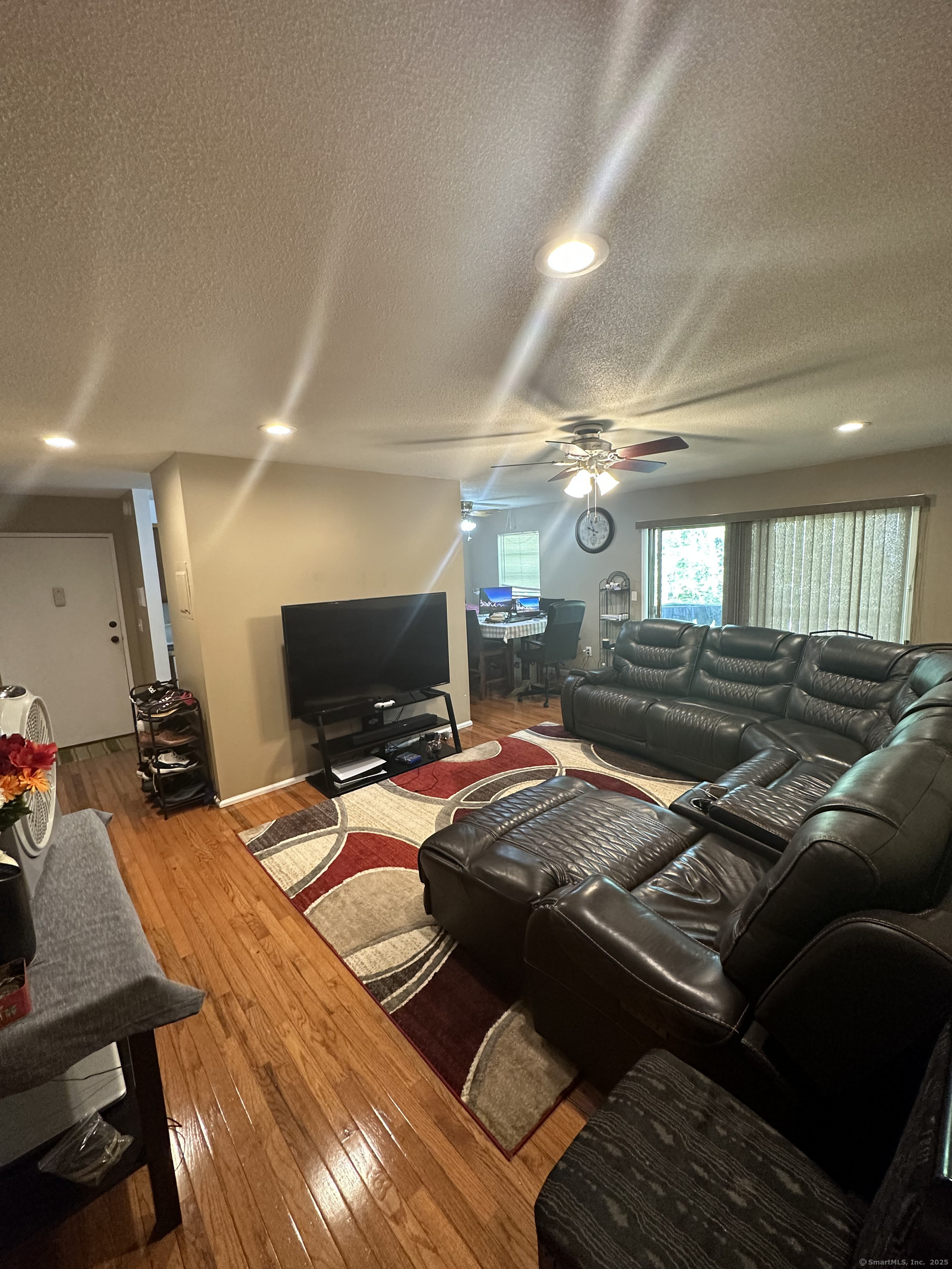 85 Balance Rock Road APT 14