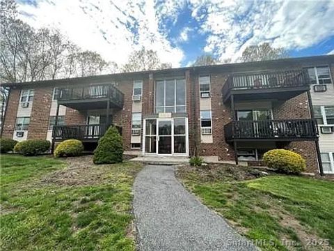 85 Balance Rock Road APT 14 Seymour CT 06483