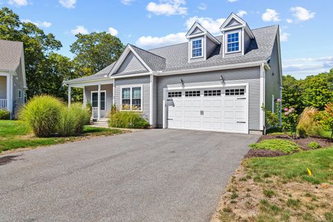 25 Essex Glen Drive Essex CT 06426