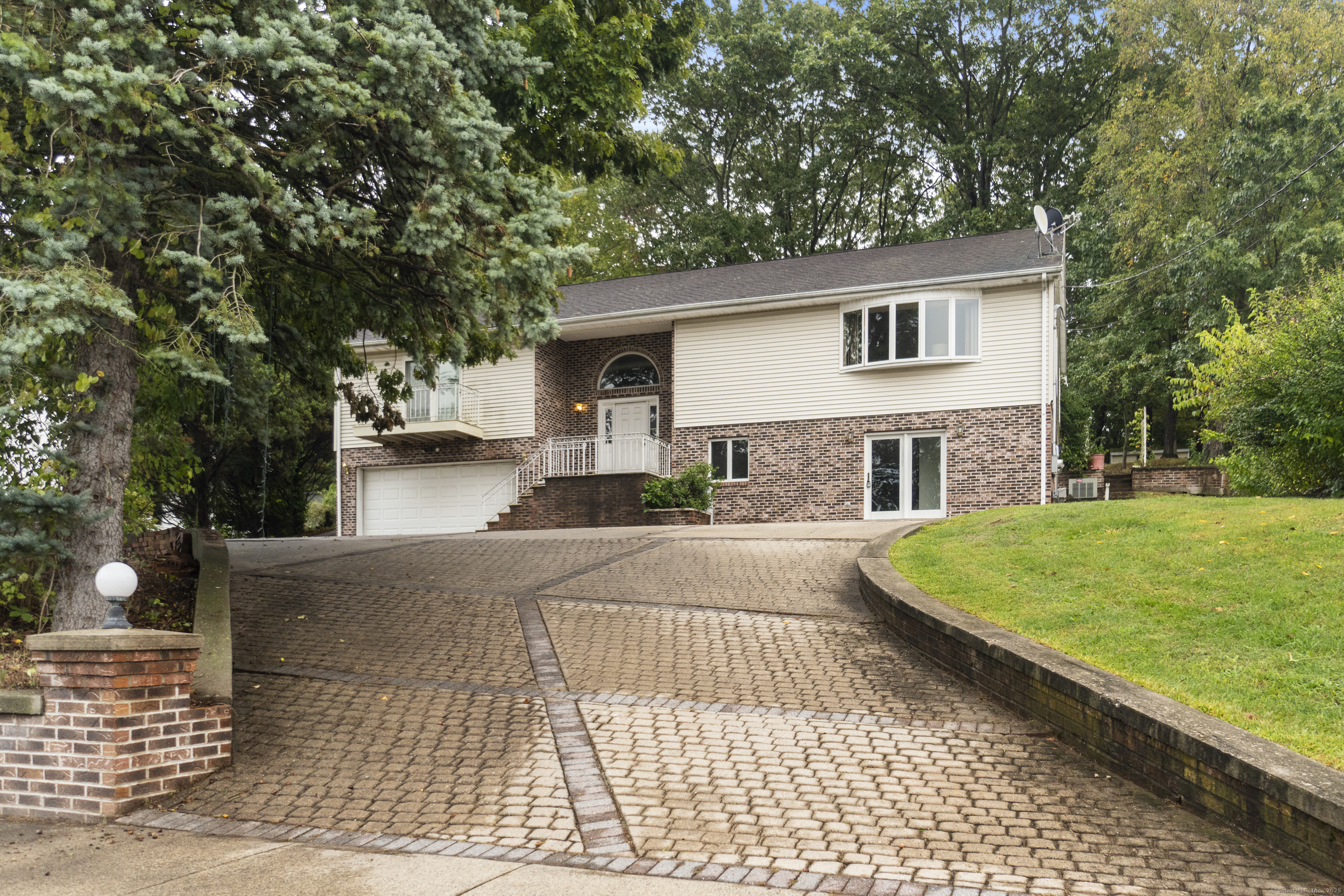 89 Eddon Drive