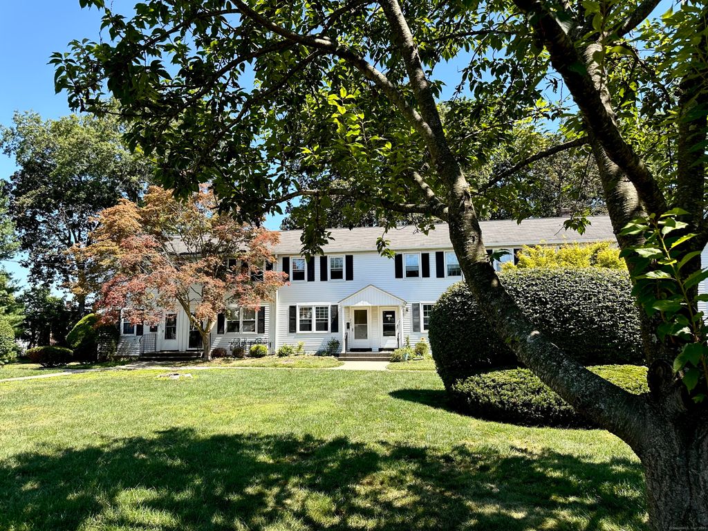 Photo of 203 Sylvan Knoll Road, Stamford, CT 06902 (MLS # 24120467)