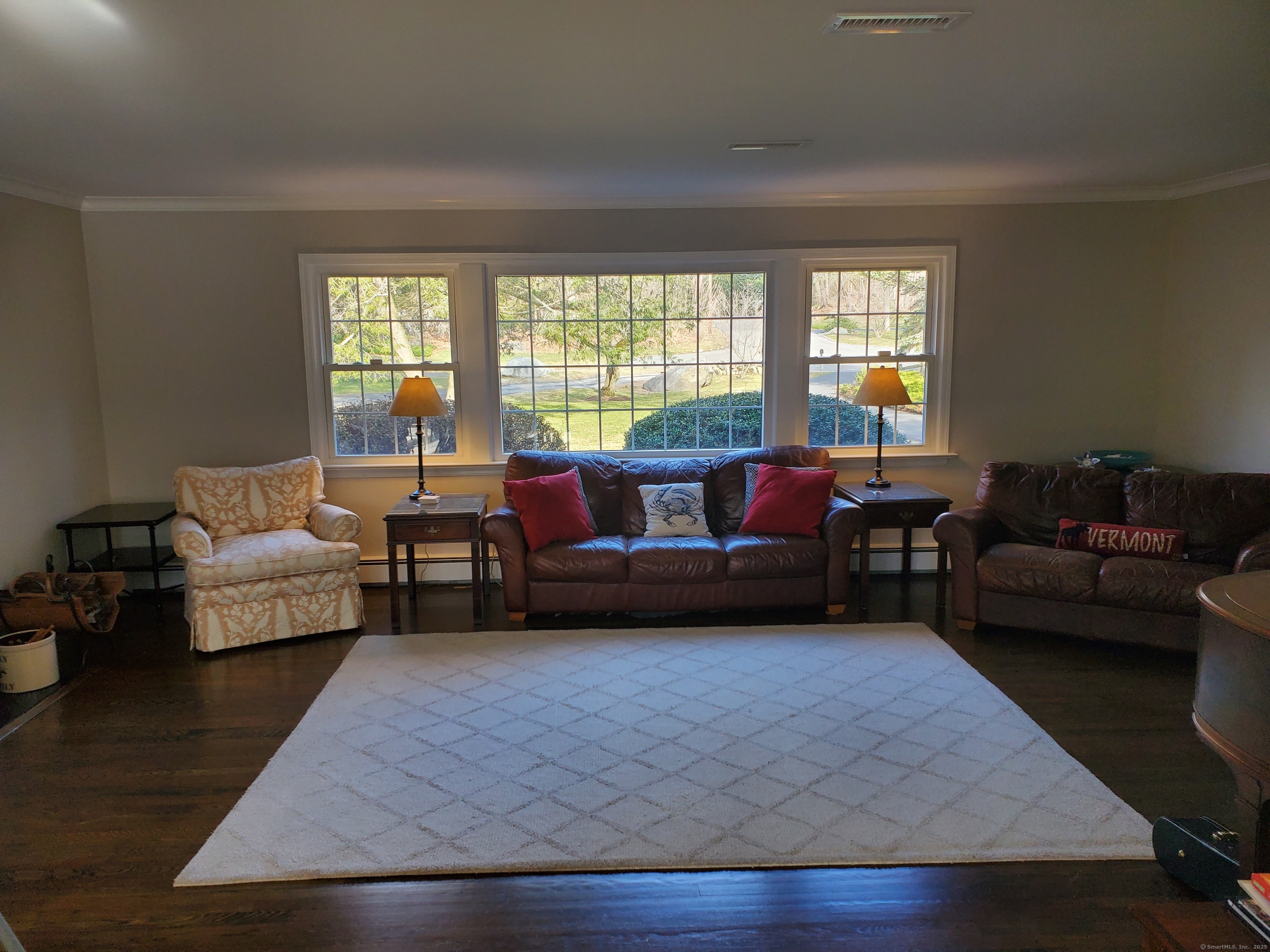 Stamford, Connecticut 06902, United States, 4 Bedrooms Bedrooms, ,3 BathroomsBathrooms,Residential,Pending,91685