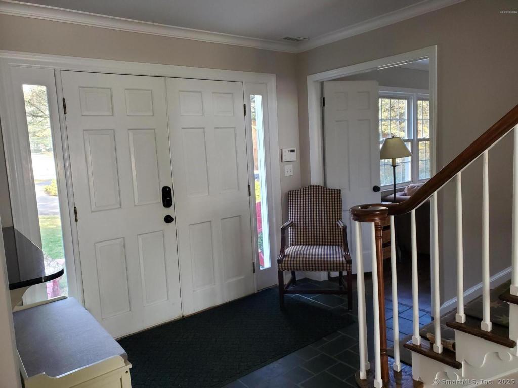 Stamford, Connecticut 06902, United States, 4 Bedrooms Bedrooms, ,3 BathroomsBathrooms,Residential,Pending,91685